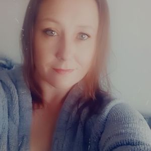 Meet your Posher, Roxanna